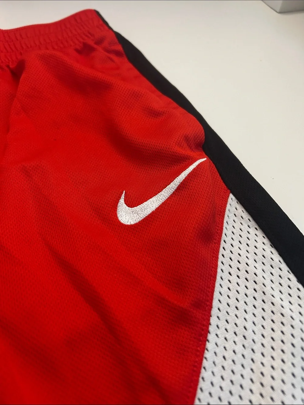 Nike Boy’s Athletic Pull On Shorts Size Small